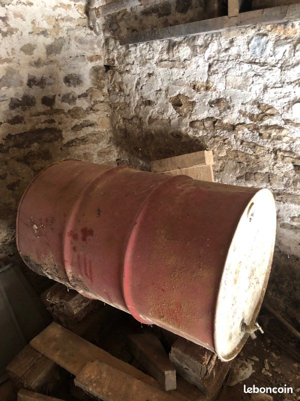 Bidon ancien (image 1)