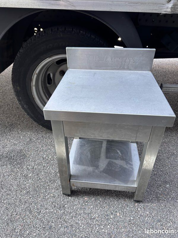 Table en inox pour appareil de cuisine (image 2)