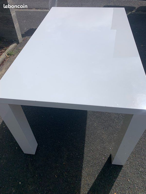 Table à manger blanc laqué (image 3)