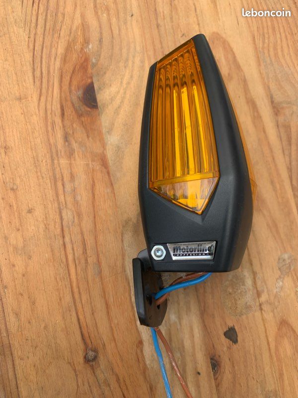 Lampe témoin flash led de sécurité pour ouverture de portail motorisé (image 5)