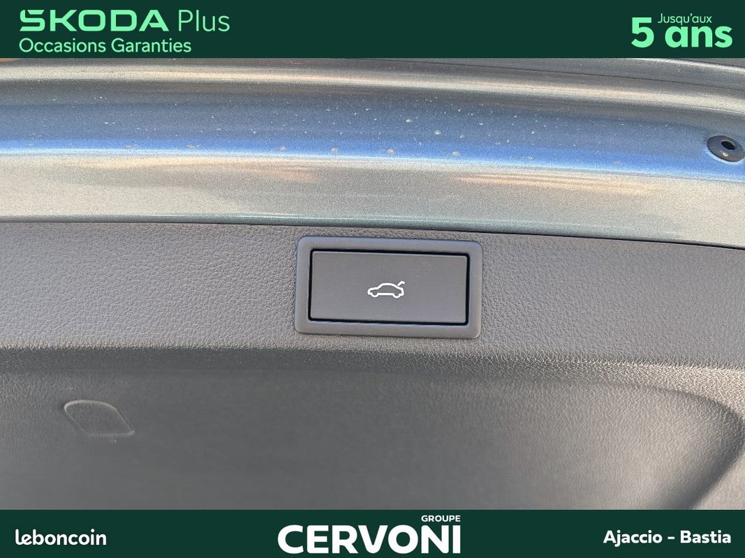 SKODA Octavia Combi 2.0 TFSI 265 ch DSG7 RS (image 23)