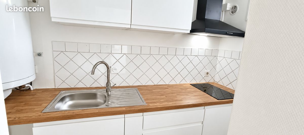 Duplex non meublé 37 m² refait en 2026 – Parking gratuit & bus au pied (image 3)