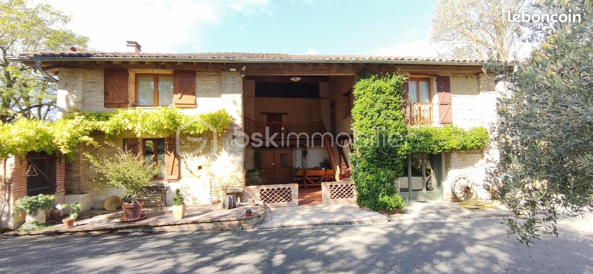 Maison 7 pièces 315 m² · à Salvagnac · 315 m² · 489 000 €