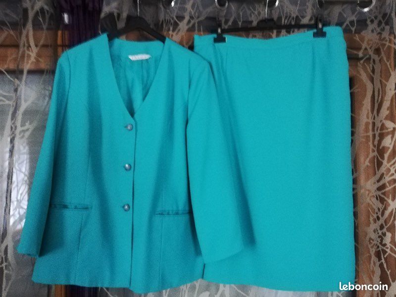 Tailleur jupe (image 1)