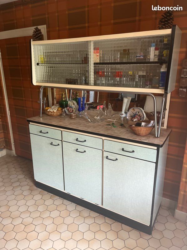 Buffet vintage Formica (image 1)