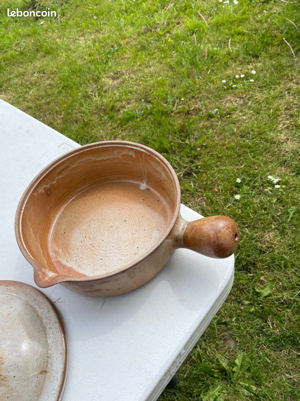 Poêlon en grès (image 2)