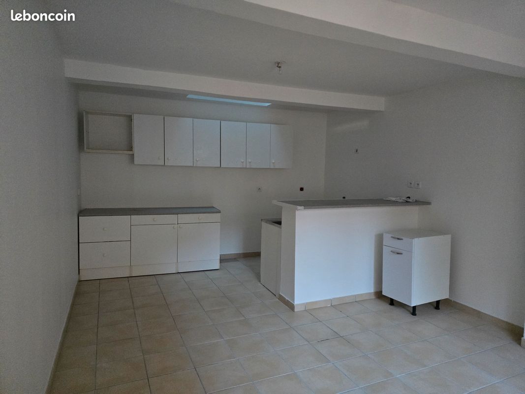 Appartement 3 pièces 65 m² · à Vienne · 65 m² · 650 €/mois