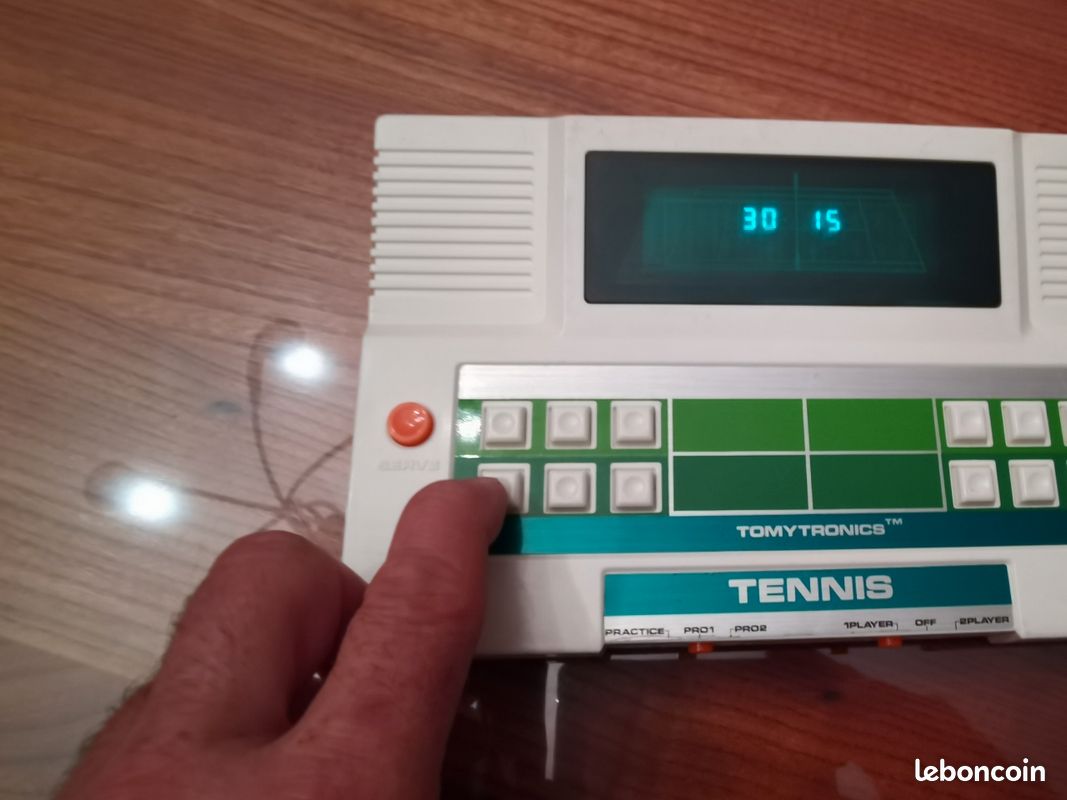 Tomytronics Tennis Electronique – Jeu Portable Vintage 1983 – Complet Et Fonctionnel