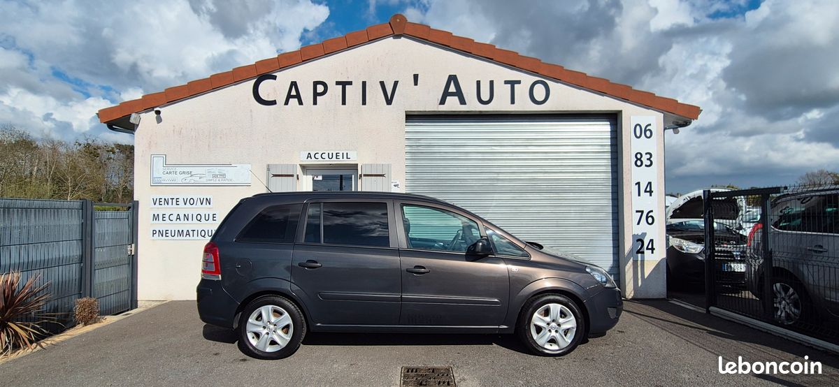 ZAFIRA 1.7CDTI 110 FAMILY 7 Places - RÉVISION/DISTRIBUTION OK (image 3)