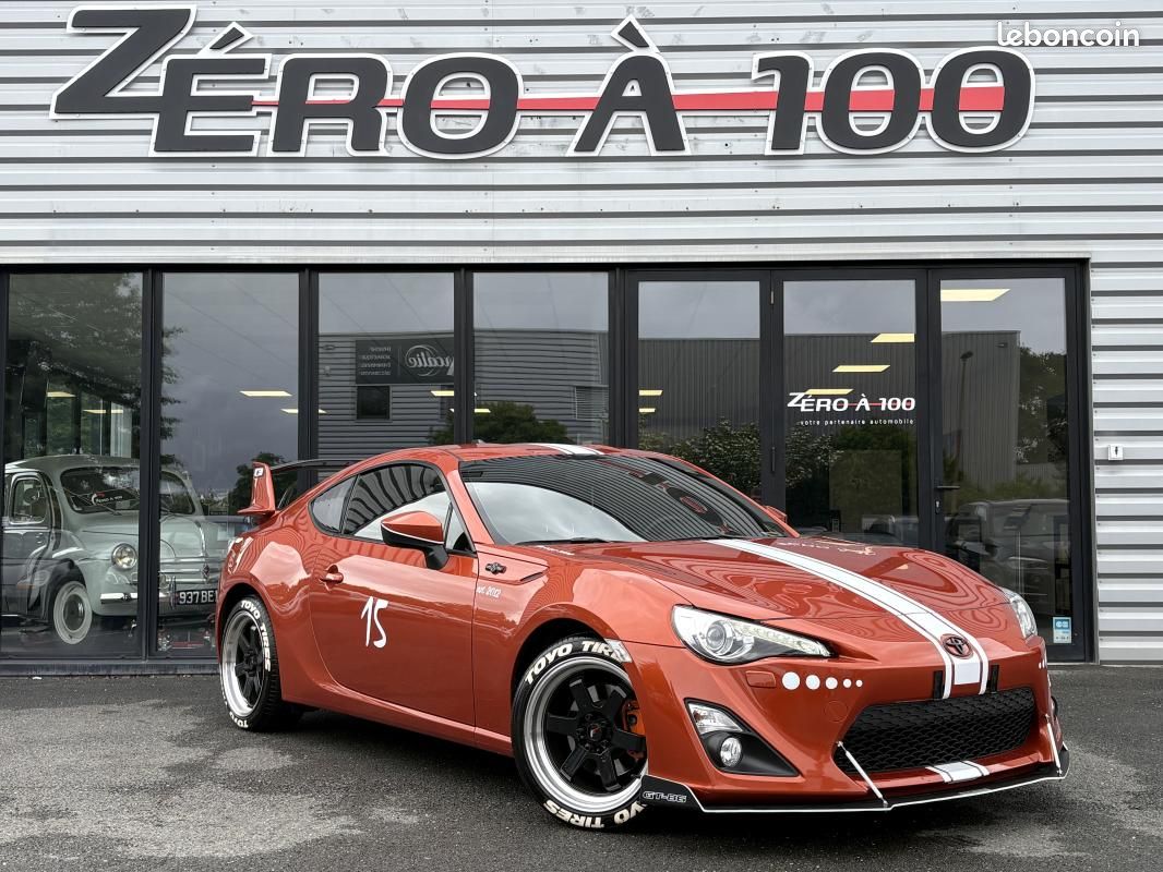 Toyota GT86 FLAT 4 2L 200ch KIT MAXTON suivi complet (siège chauffant, Orange H8R) (image 1)