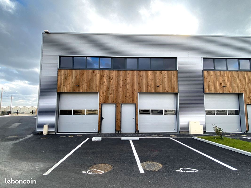 Local 160 m² BASSE GOULAINE (image 1)