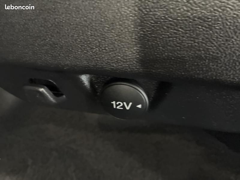 Ford Puma 1.0 Flexifuel 125ch S&S mHEV Titanium (image 21)
