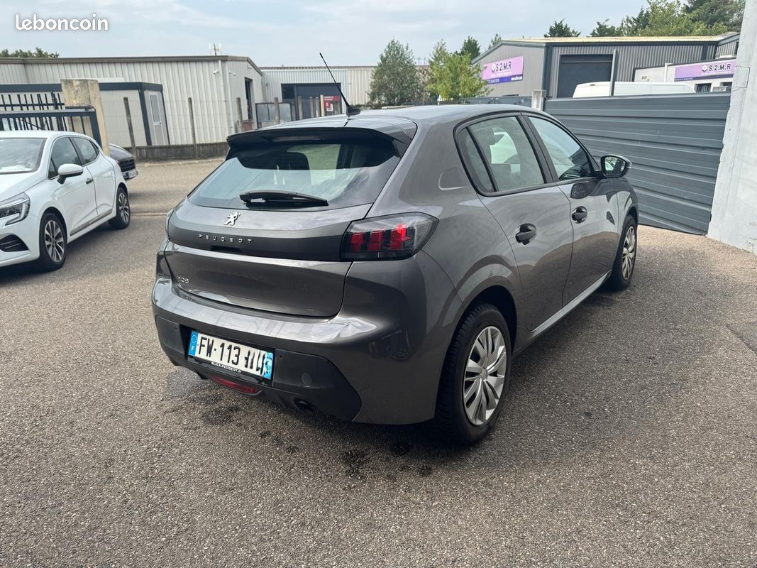 ⭐️⭐️ Peugeot 208 2021 1.5 BlueHdi 100ch BVM6 / 5 places / Intérieur GT LINE / Carplay / Clim / GPS / Radar de recul / Ecran tactile ⭐️⭐️ (image 3)