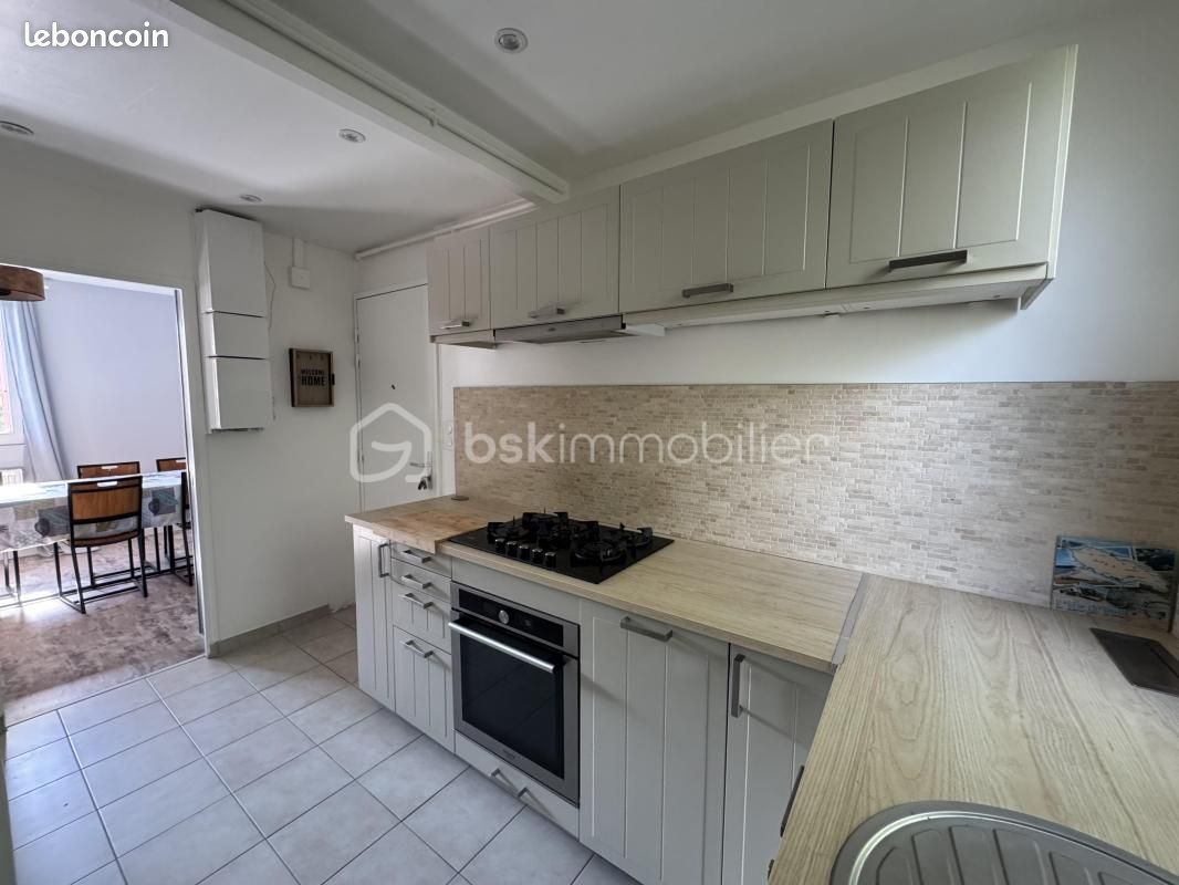 Appartement 2 pièces 55 m² · à Sainte-Geneviève-des-Bois · 55 m² · 136 000 €