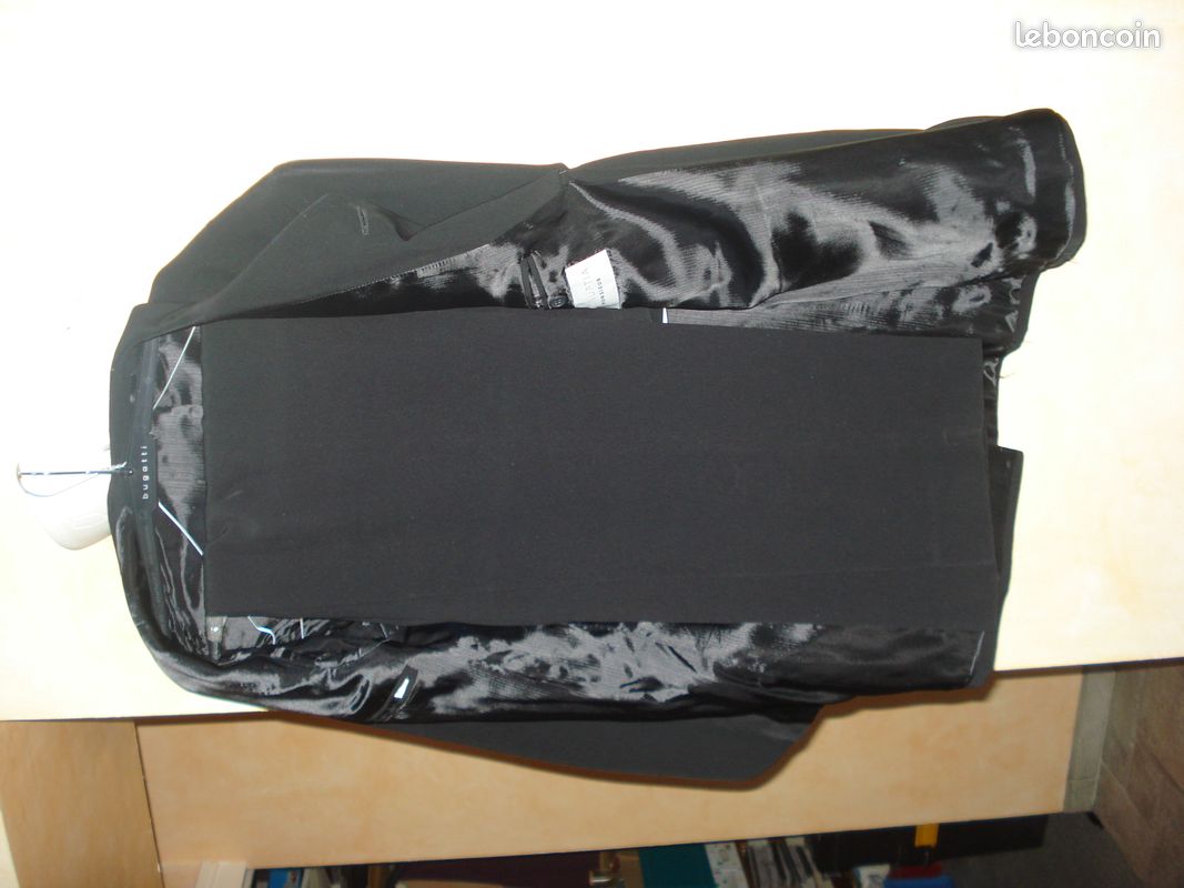 Costume redingote noir taille 42 (image 2)