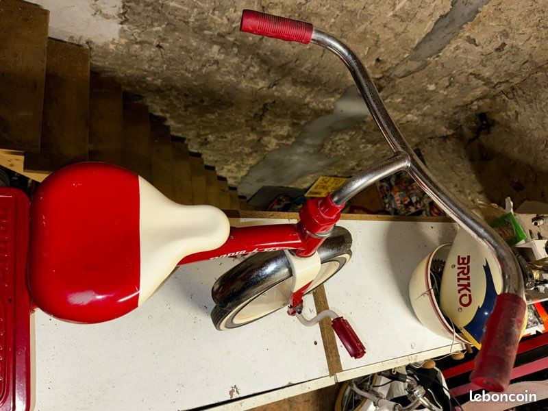 Tricycle Radio Flyer Red Rider - Tricycle d'extérieur pour enfants de 2