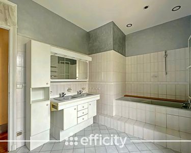 Maison 776 250 € - 192 m²