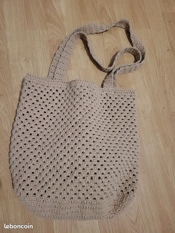 Sac au crochet fait main (image 1)