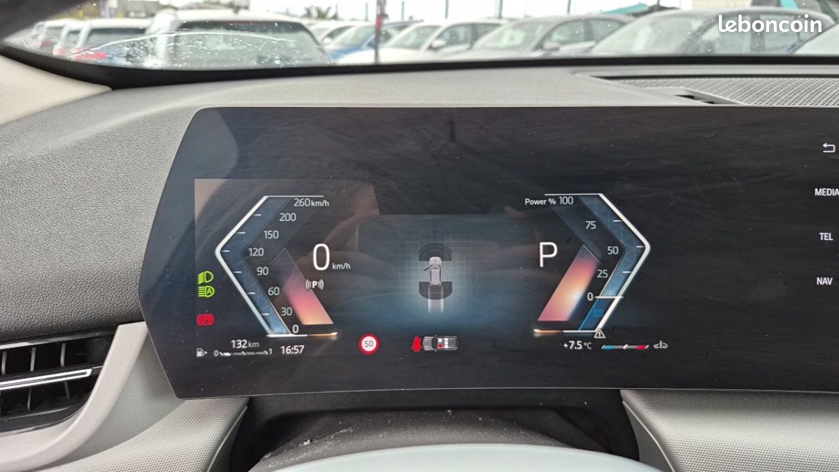 Bmw x1 u11 sdrive 18i 136ch dkg7 business design (image 24)
