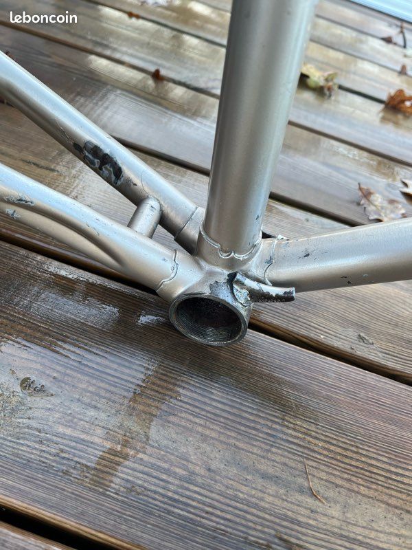 fourche vélo Zeus 200 700C cadre acier vintage