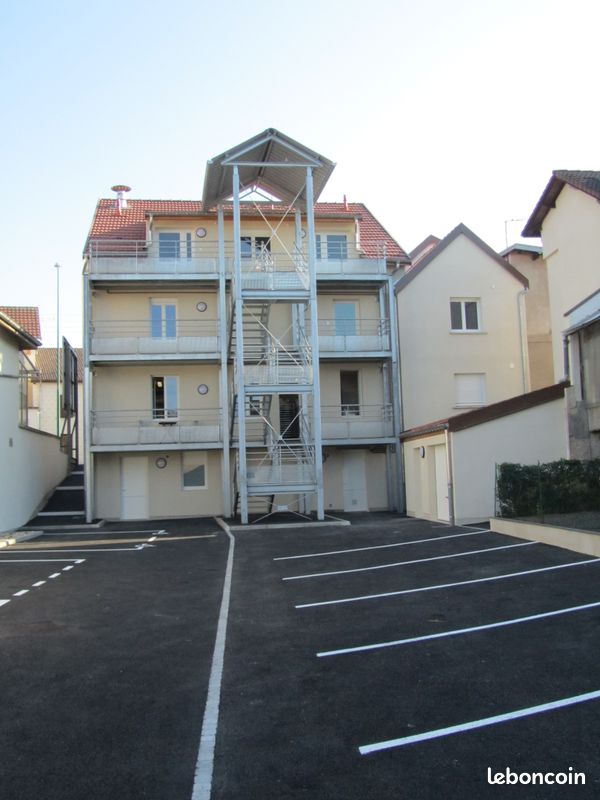 Appartement 4 pièces 44 m² · à Arches · 44 m² · 425 €/mois