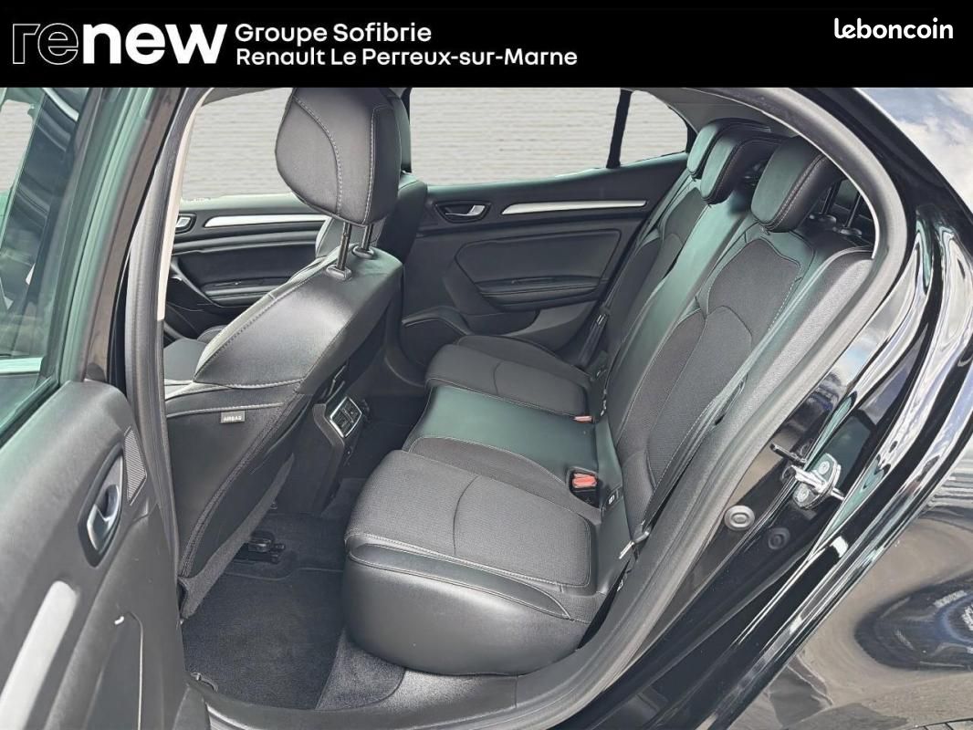 Renault Mégane IV BERLINE Blue dCi 115 - 20 Intens (image 10)