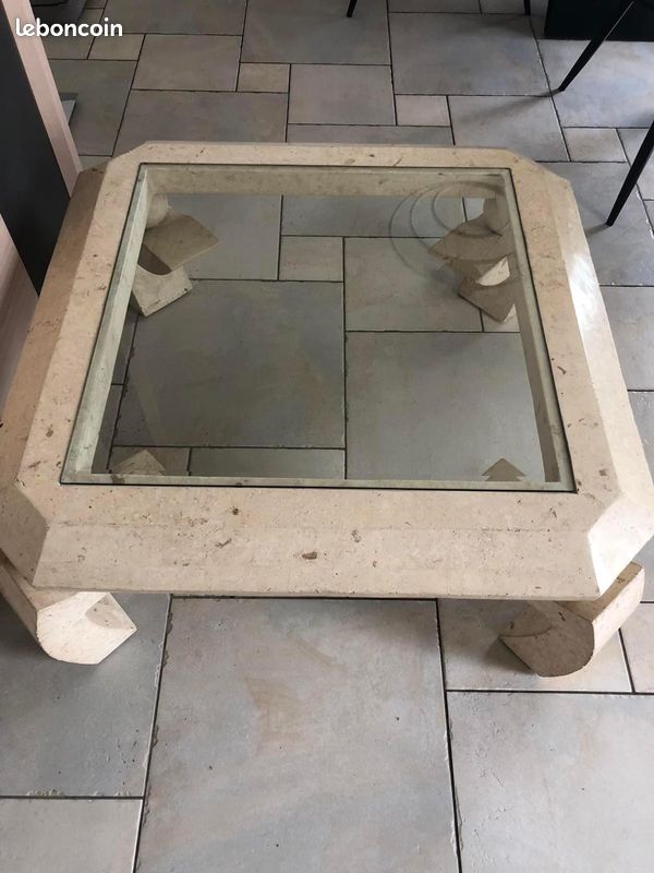 Table basse en pierre (image 1)