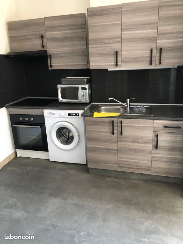 Appartement 3 pièces 61 m² · à Saint-Étienne · 61 m² · 460 €