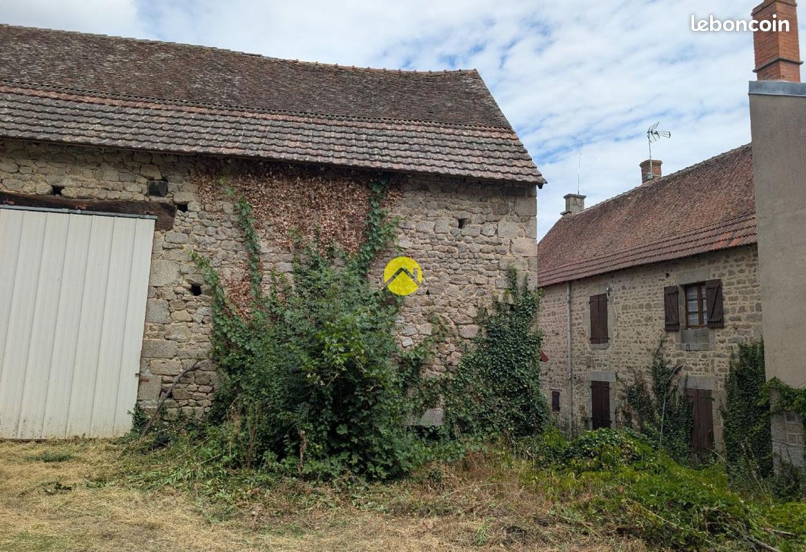 Maison 6 pièces 195 m² · à Chénérailles · 195 m² · 56 500 €