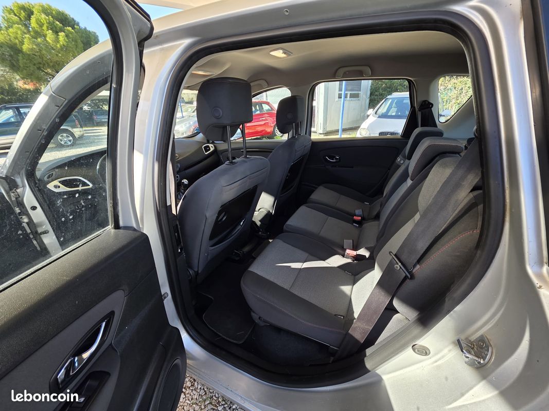 RENAULT SCENIC 1.2 L 115 cv (image 3)
