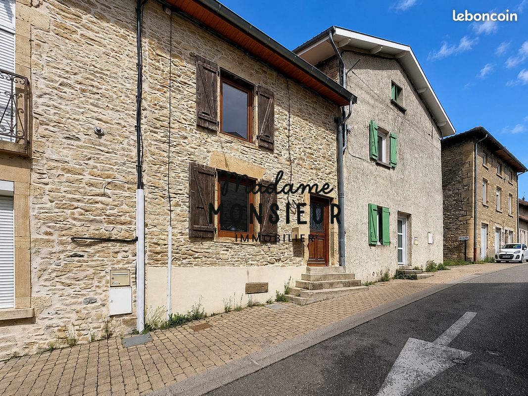 Maison 4 pièces 86 m² · à Bourgoin-Jallieu · 86 m² · 229 000 €
