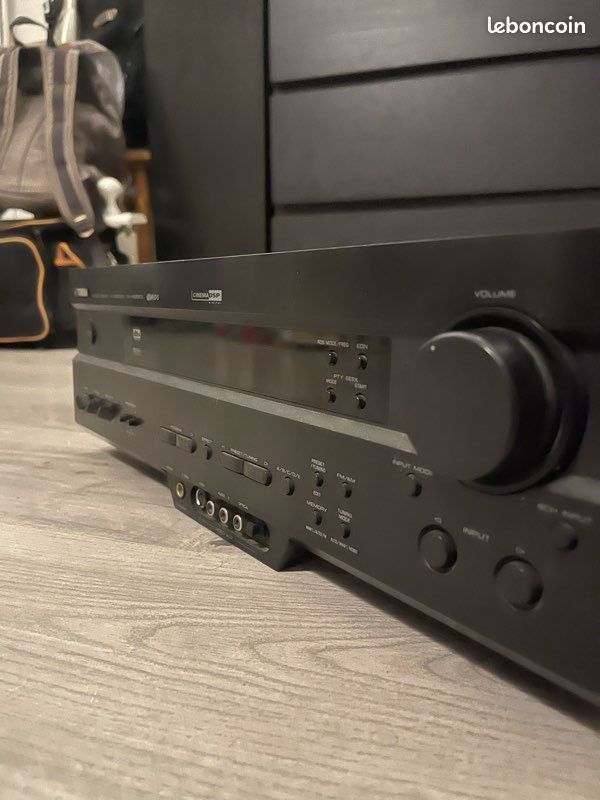 Ampli home cinéma Yamaha RX-V520RDS (image 2)