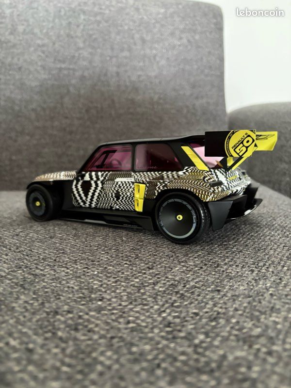 1/18 OTTO Renault 5 Le Car Van LeCar Van Resin Car Model