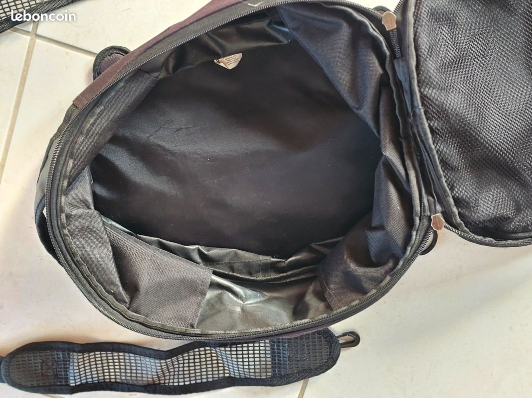Saccoche de réservoir moto BAGSTER (image 2)