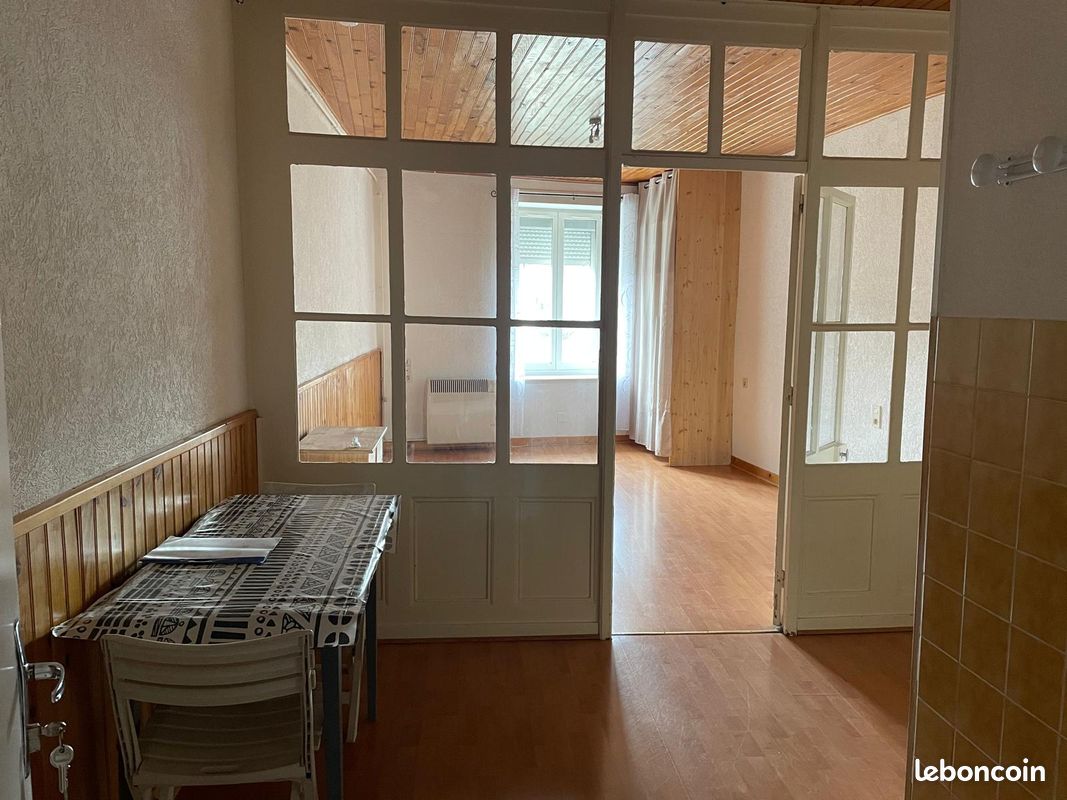 Appartement 1 pièce 28 m² · à Pontarlier · 28 m² · 410 €/mois