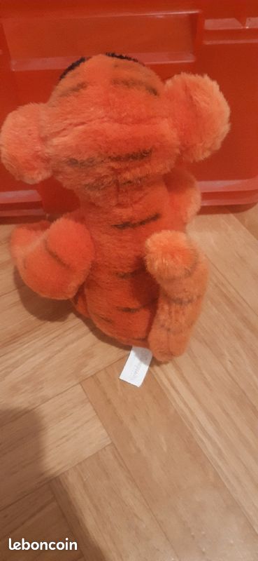 Peluche disney tigrou (image 2)