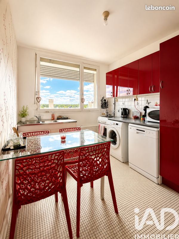 Appartement 4 pièces 79 m² · à Saint-Étienne-du-Rouvray · 79 m² · 65 000 €