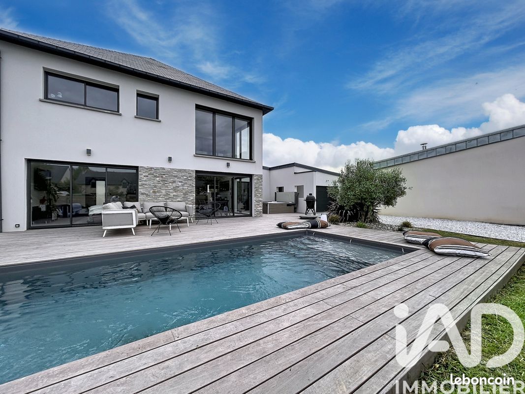 Maison 6 pièces 149 m² · à La Mézière · 149 m² · 599 900 €