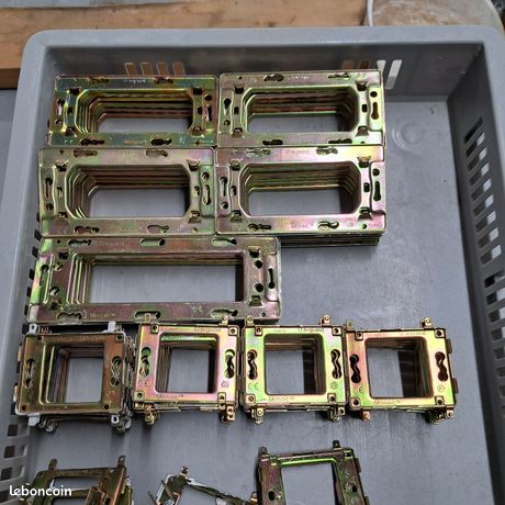 Lot De 6 Grilles Supports Legrand Mosaic 45 - Réf. 74804, Pour 4 Ou 2 Modules - Neuf