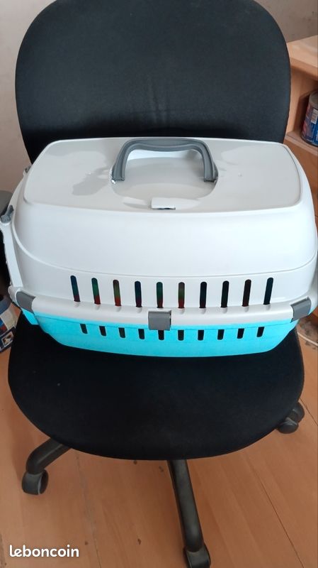 Caisse de transport pour chat très bon état (image 1)