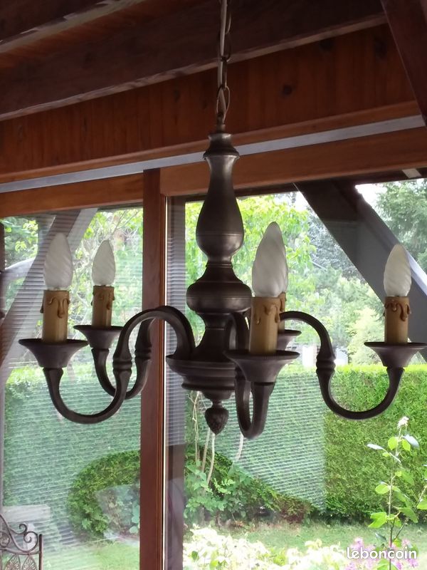 Lustre en étain (image 1)