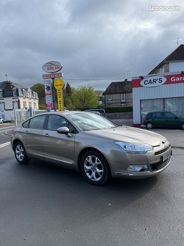 Citroën C5 phase 2 1.6hdi 110 2eme main tres propre (image 1)