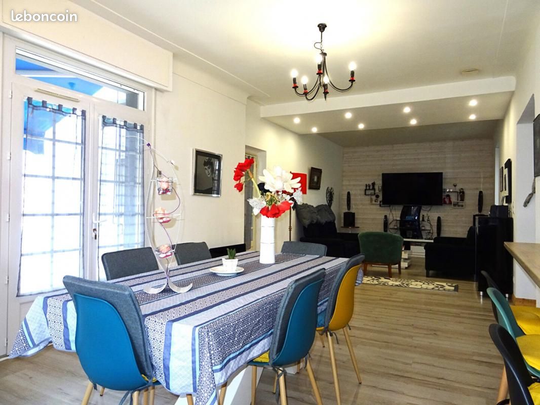 Maison 5 pièces 130 m² - Hagetmau 40700 (image principale 3)
