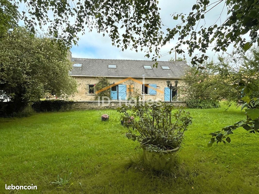 Maison 7 pièces 180 m² · à La Guerche-de-Bretagne · 180 m² · 250 000 €