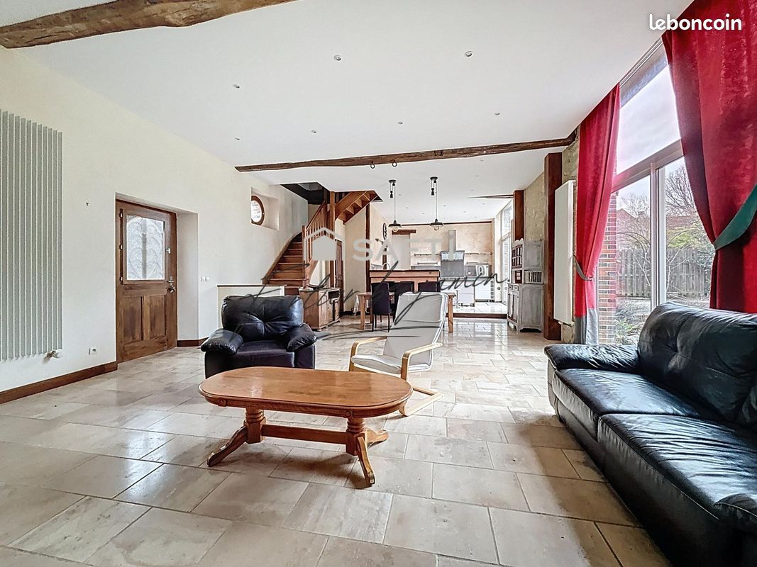 Maison 5 pièces 175 m² · à Longueville · 175 m² · 274 000 €