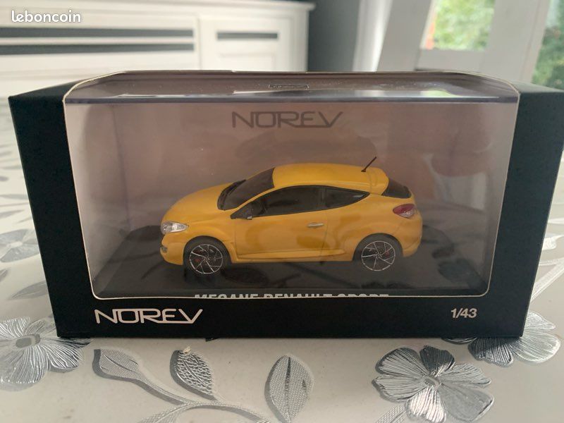 Norev 1/43 Renault Megane Coupé Orange - FR