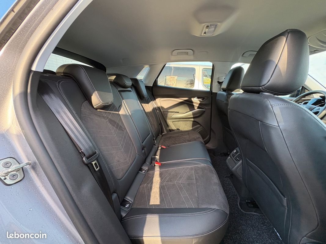 Opel Grandland ph.2 ULTIMATE 1.5 Diesel 130 ch BVA8 (image 5)