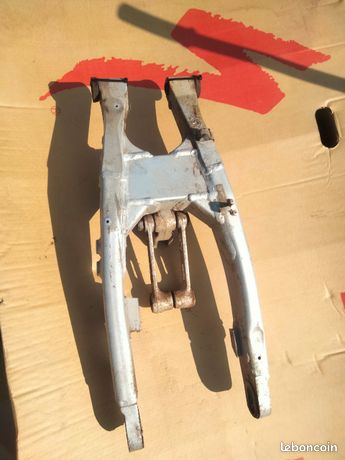 protège bras oscillant pour Yamaha 125 / 250 yz - FRED CASSE MOTO 38