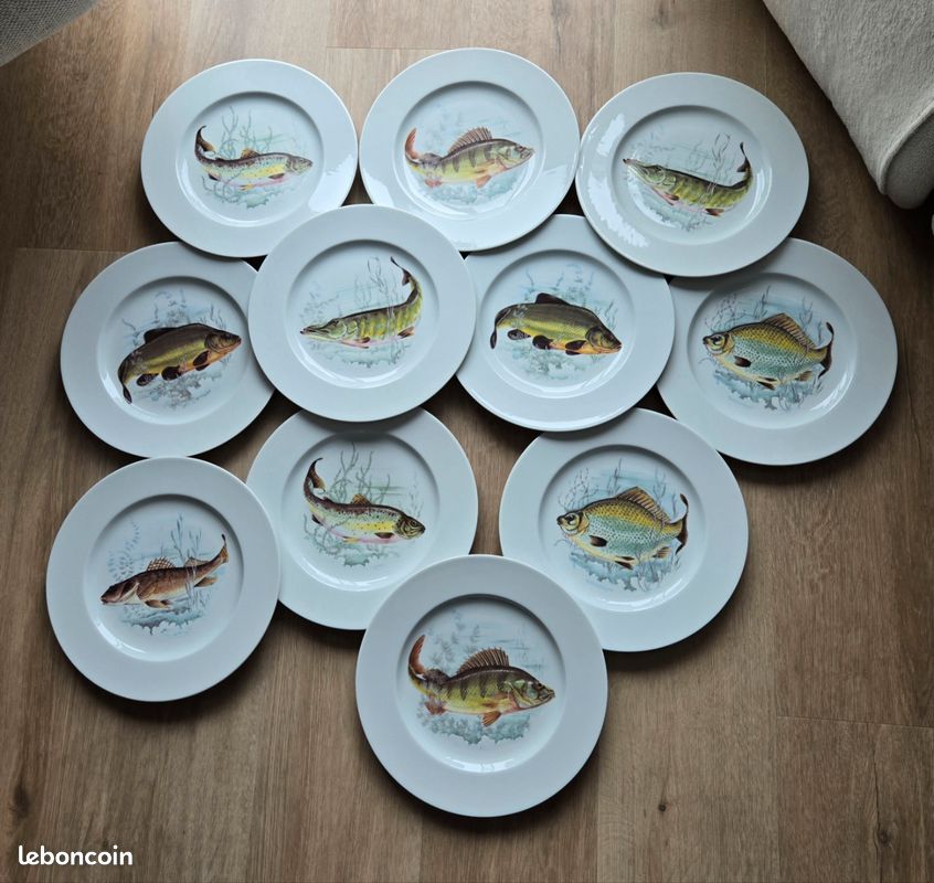 Assiettes plates Poisson de MBFA | Assiettes anciennes
