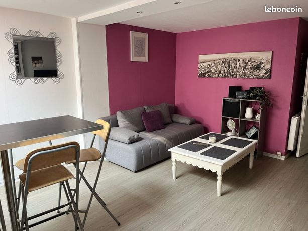 Loue chambres meublées